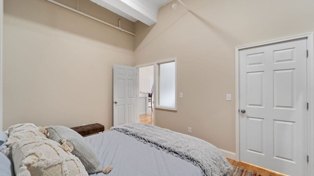 Photo of Bedroom in Binghamton