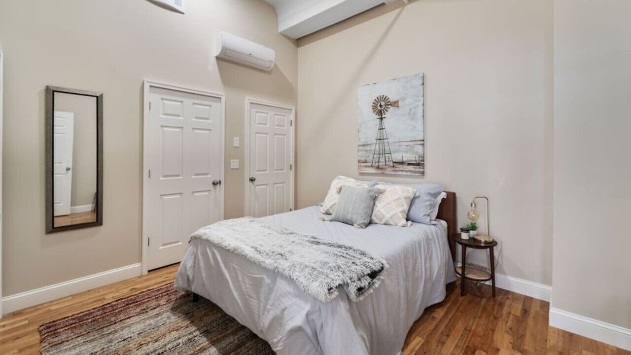 Photo of Bedroom in Binghamton