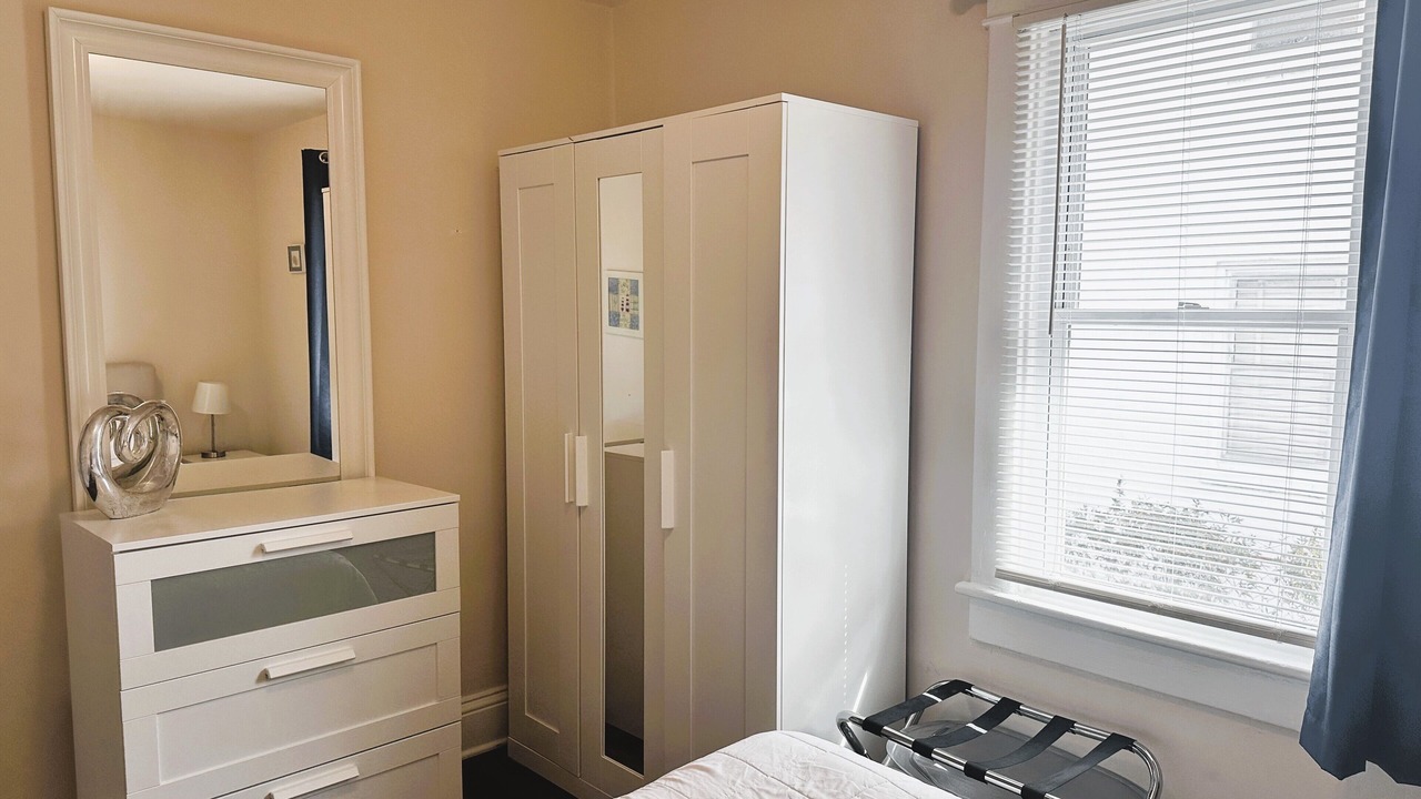Photo of Bedroom in East Ocean View