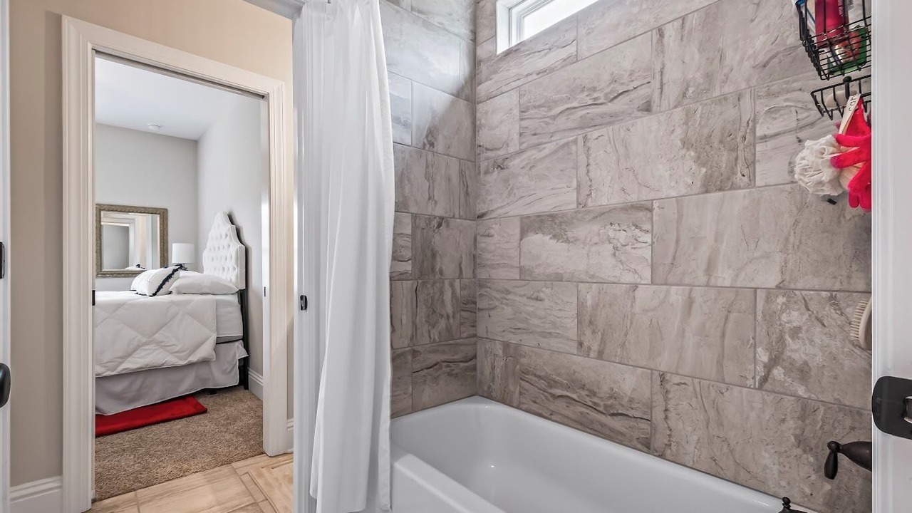 Photo of Bathroom in Crawfordville