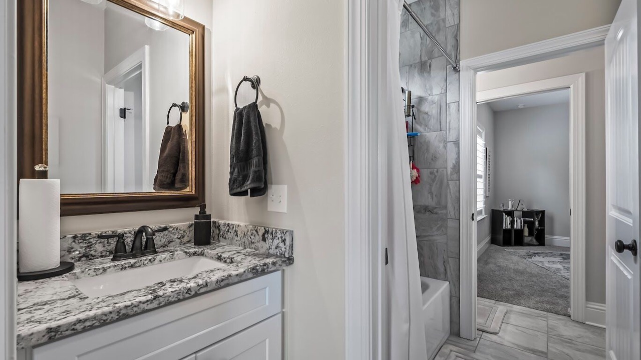 Photo of Bathroom in Crawfordville