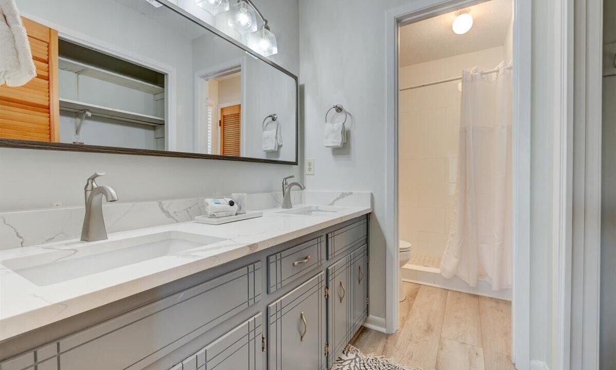 Photo of Bathroom in Gulf Trace