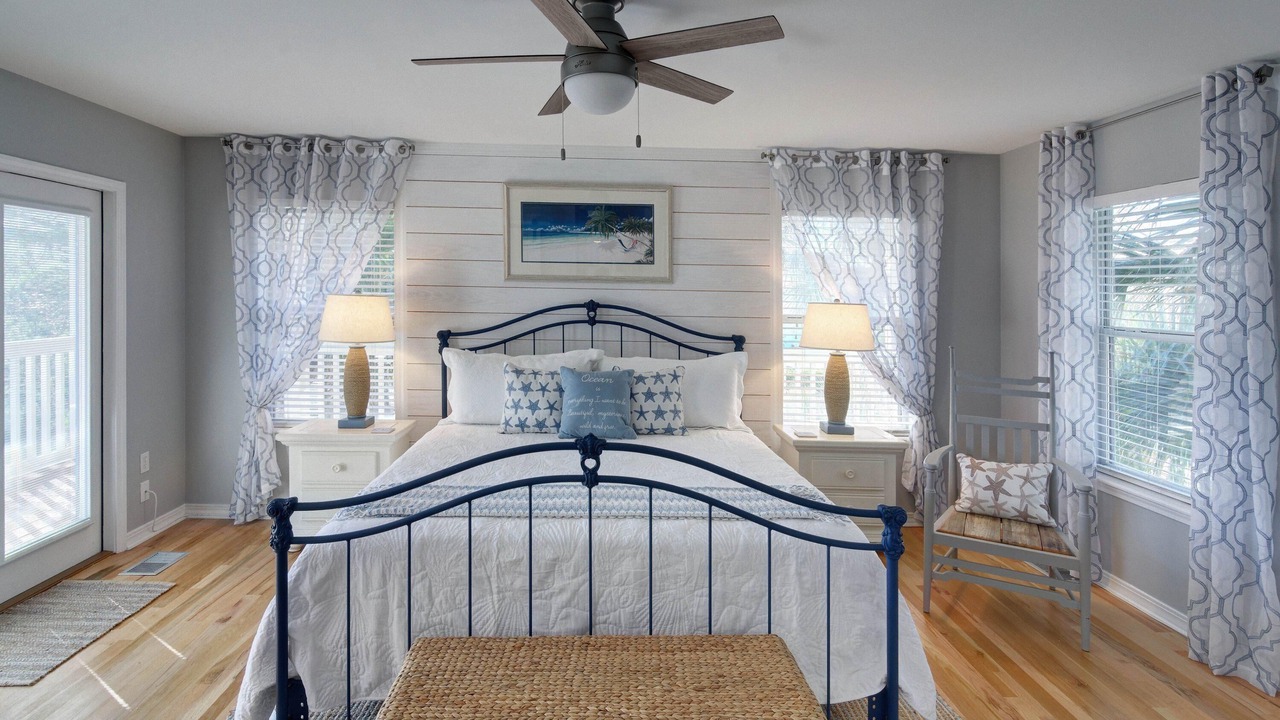 Photo of Bedroom in Seagrove Beach