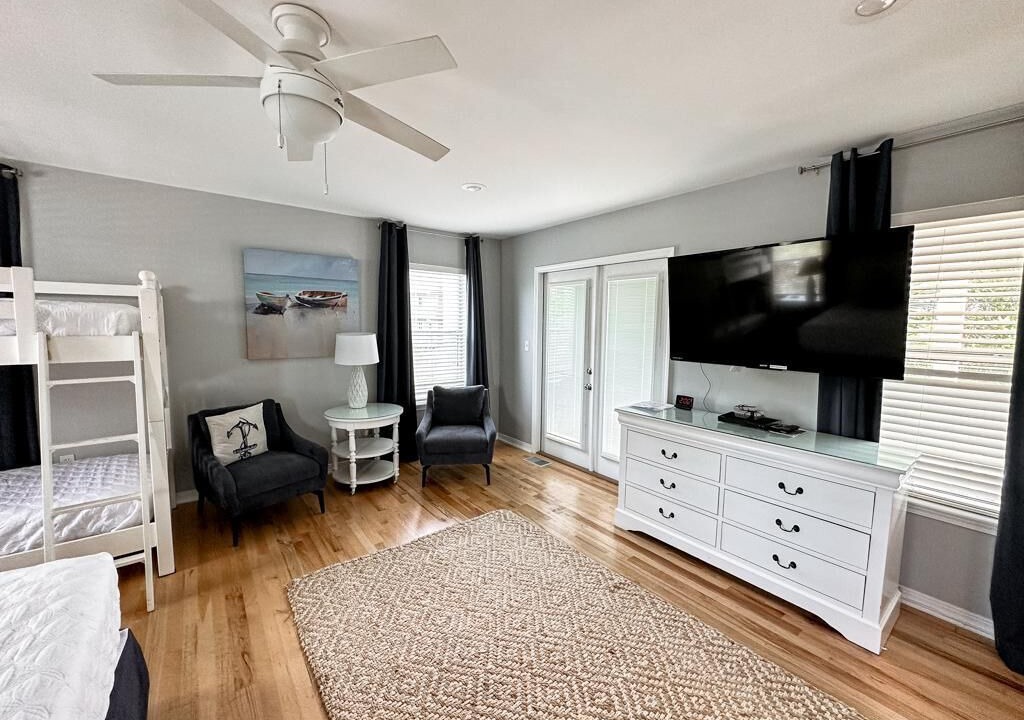 Photo of Bedroom in Seagrove Beach