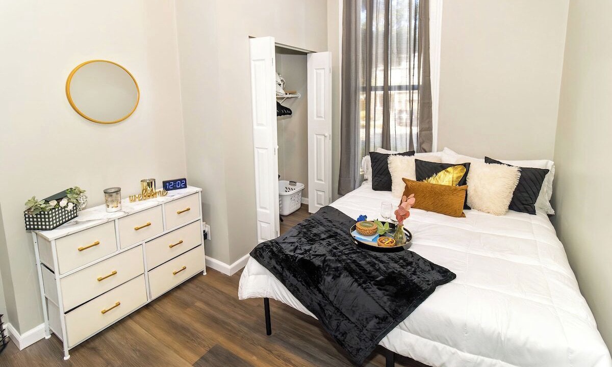 Photo of Bedroom in Evansville