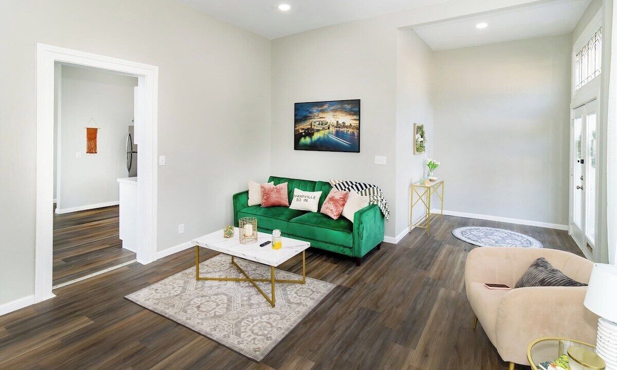Photo of Livingroom in Evansville