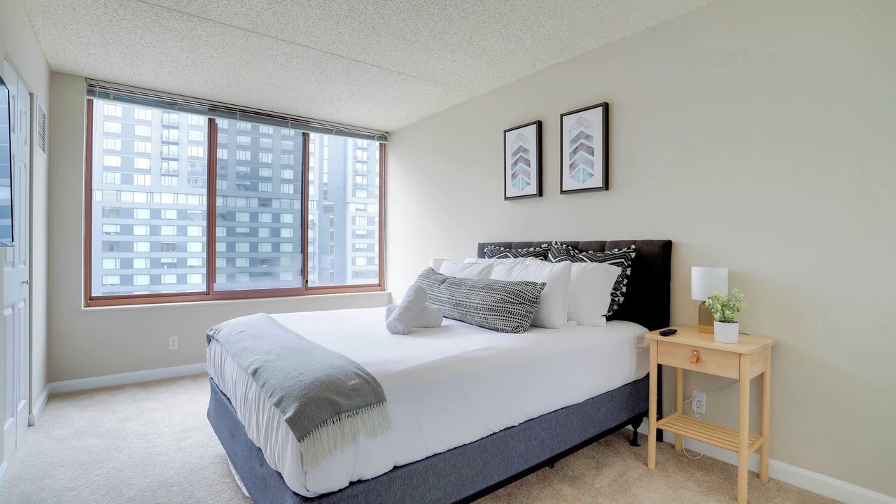 Photo of Bedroom in Crystal City