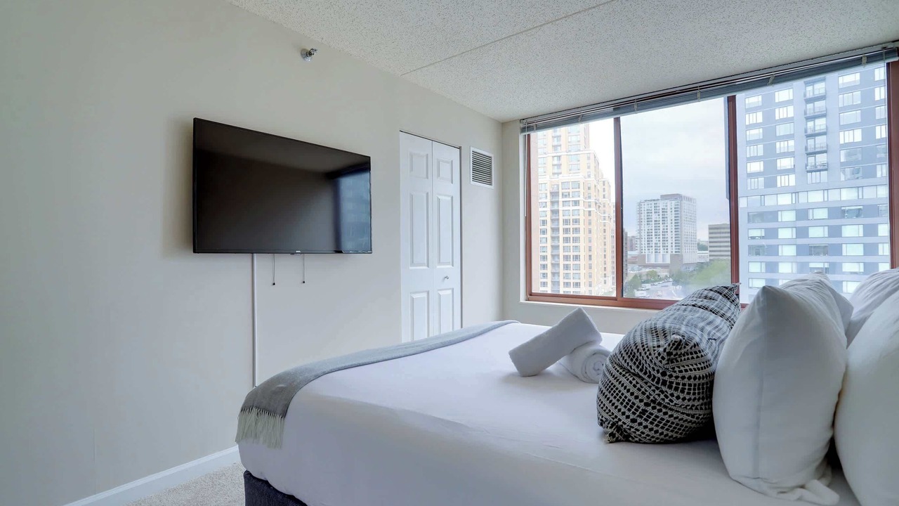 Photo of Bedroom in Crystal City