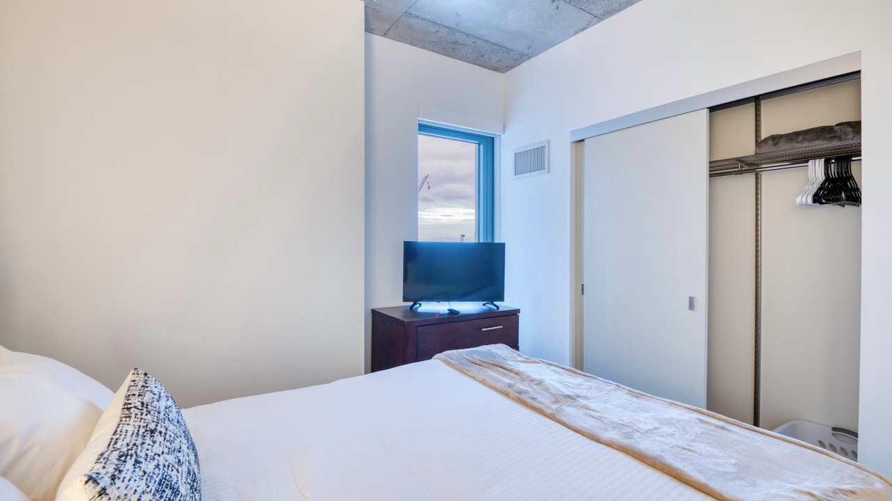 Photo of Bedroom in MIT