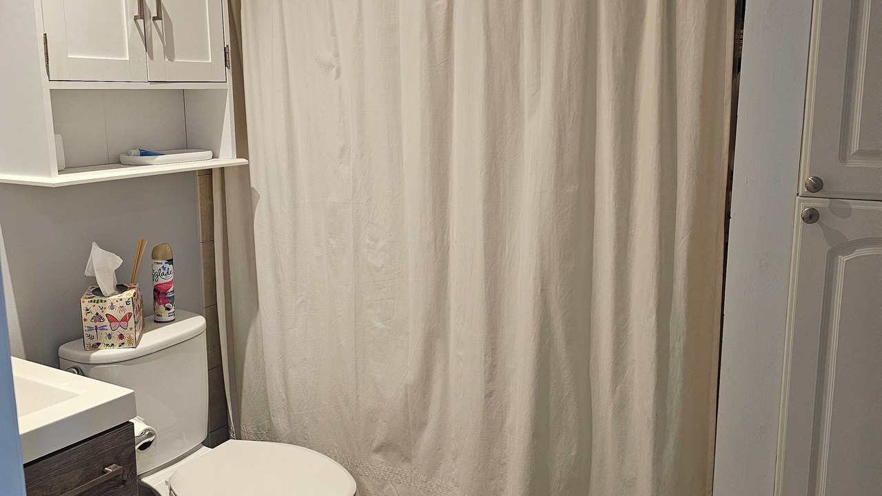 Photo of Bathroom in Kings Park