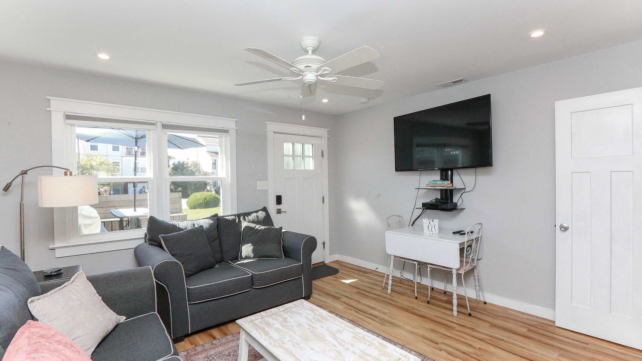 Photo of Livingroom in Chic's Beach