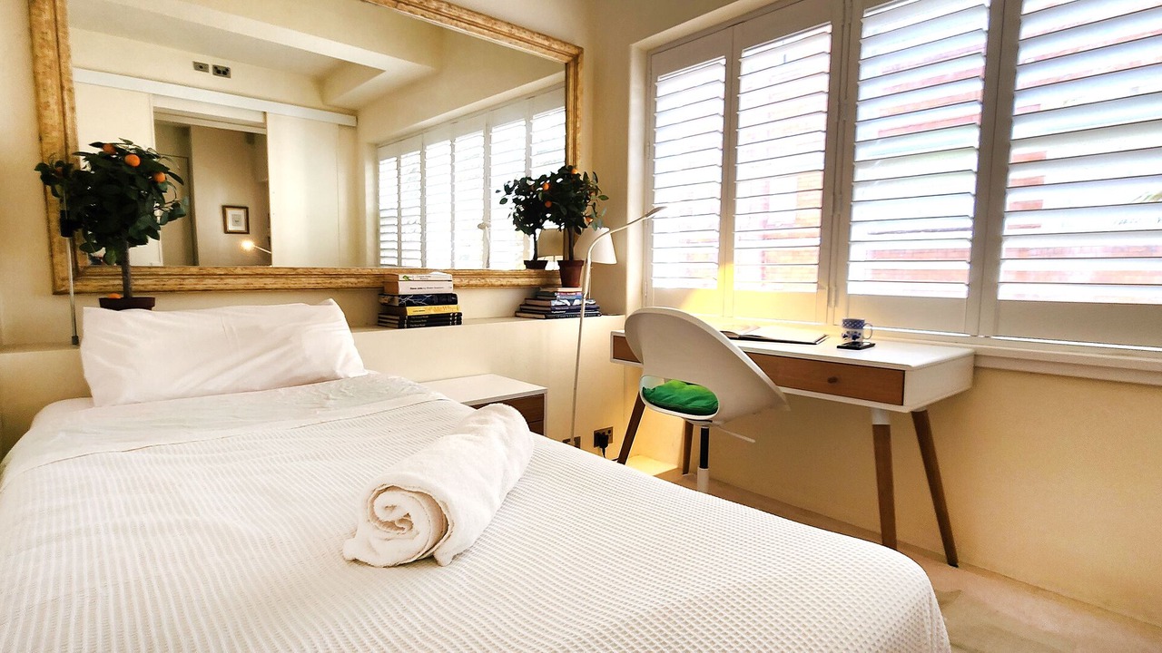 Photo of Bedroom in Elizabeth Bay