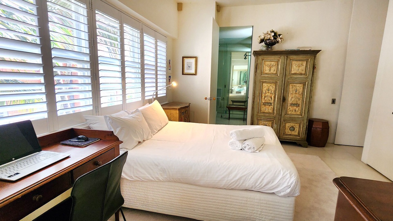 Photo of Bedroom in Elizabeth Bay
