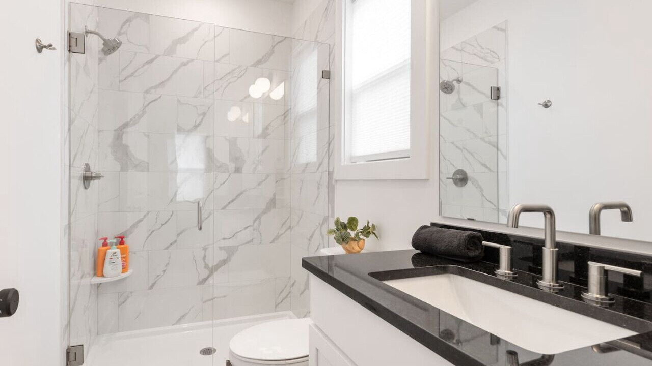 Photo of Bathroom in Mosby