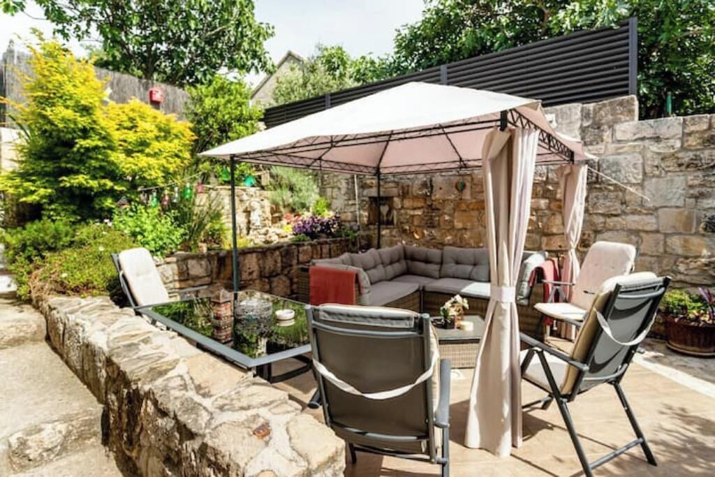 Photo of Patio Balcony in Mravince