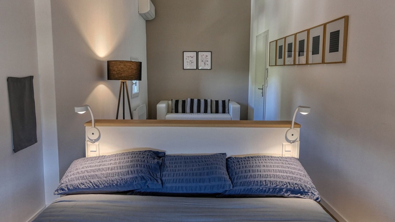 Photo of Bedroom in Menerbes