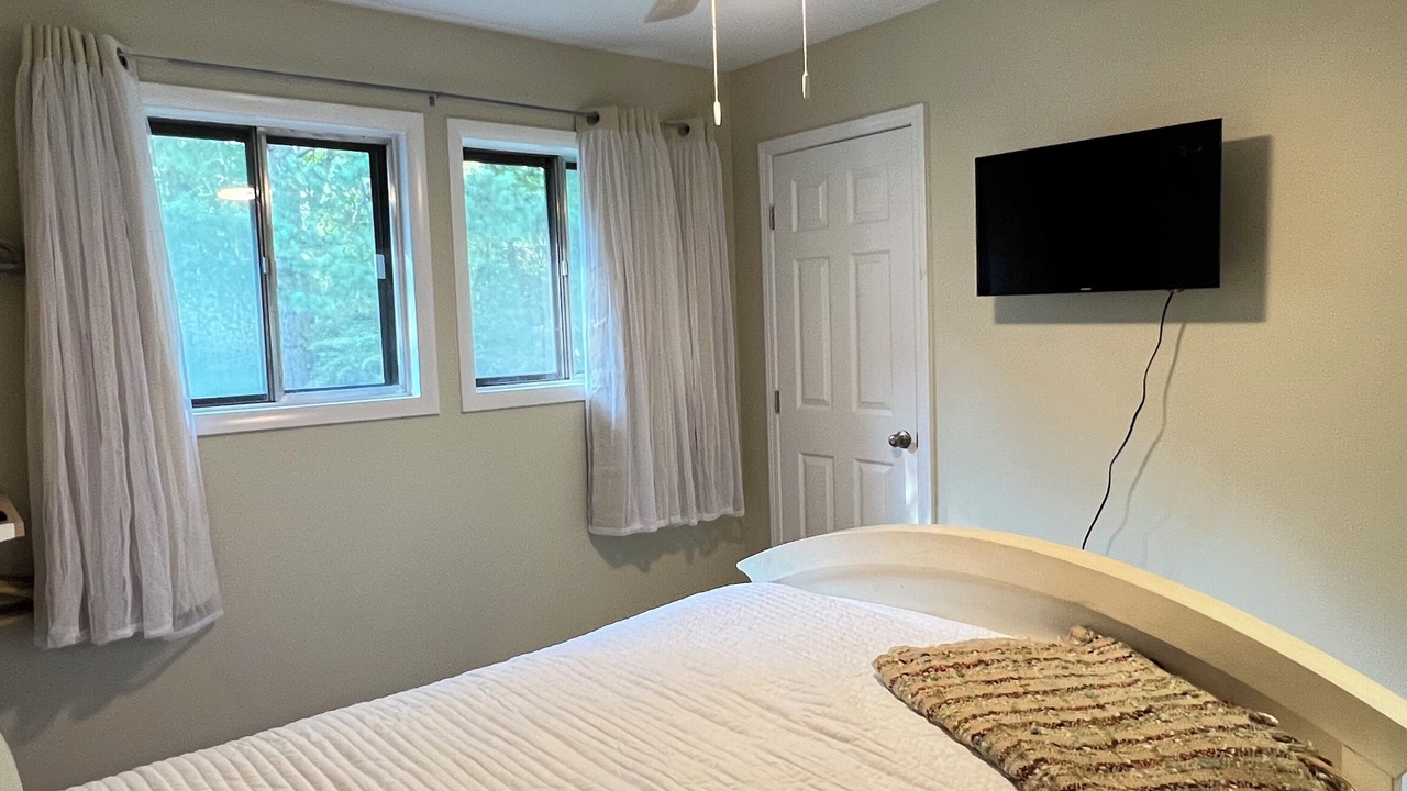 Photo of Bedroom in Aquia Harbour