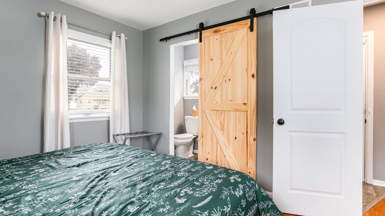 Photo of Bedroom in Wooded Estates