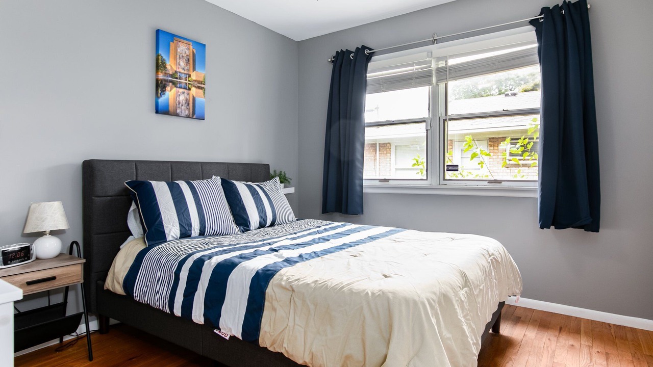 Photo of Bedroom in Wooded Estates