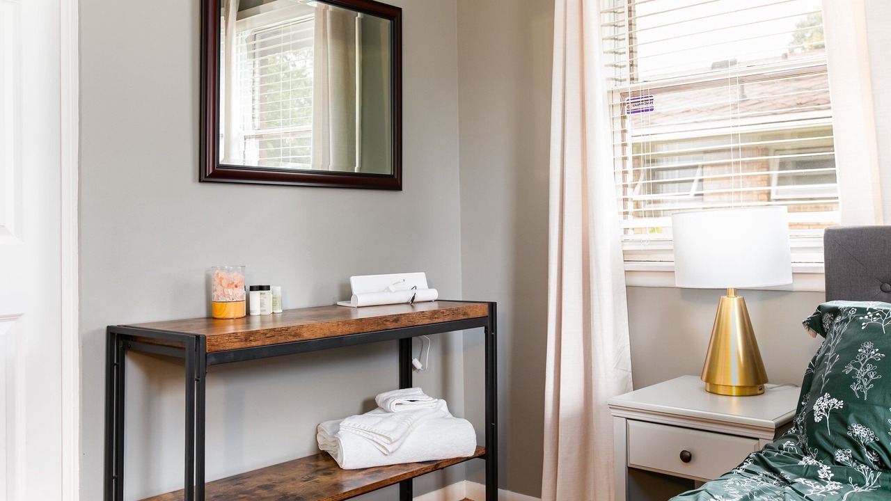 Photo of Bedroom in Wooded Estates