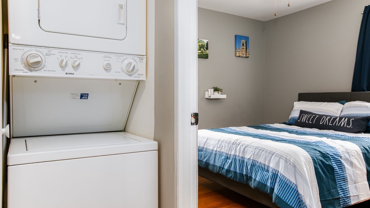 Photo of Bedroom in Wooded Estates