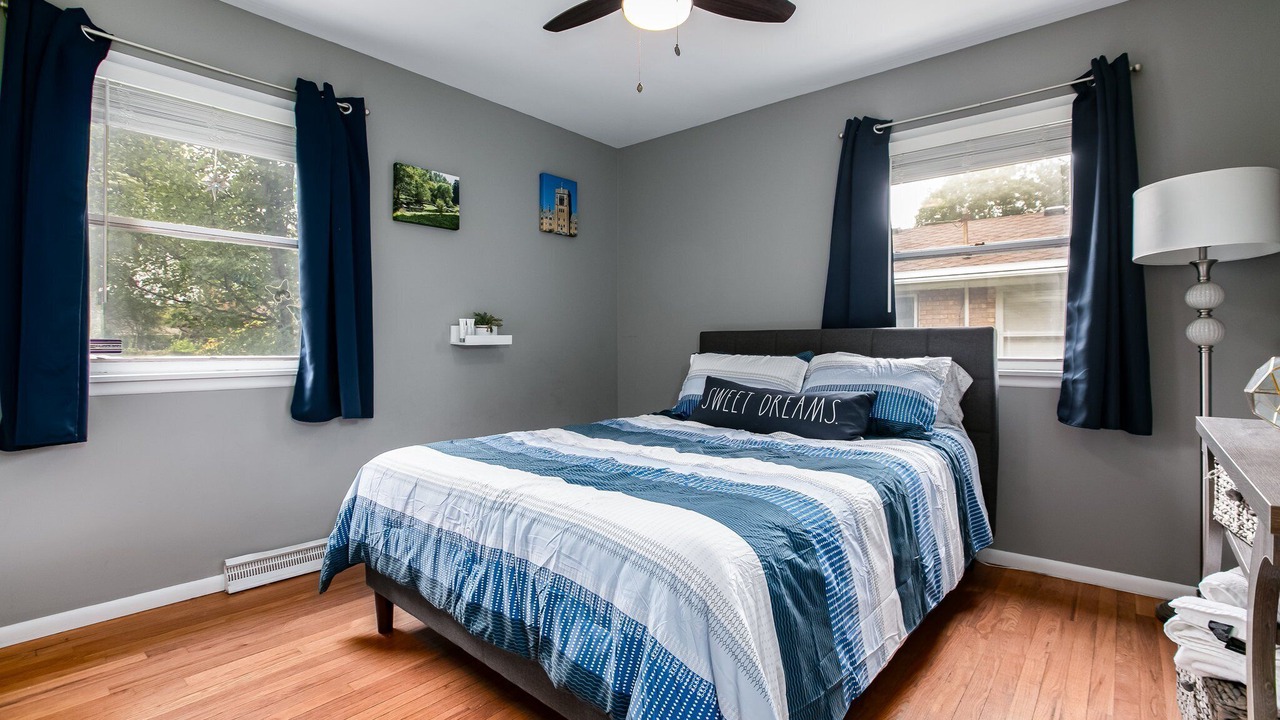 Photo of Bedroom in Wooded Estates