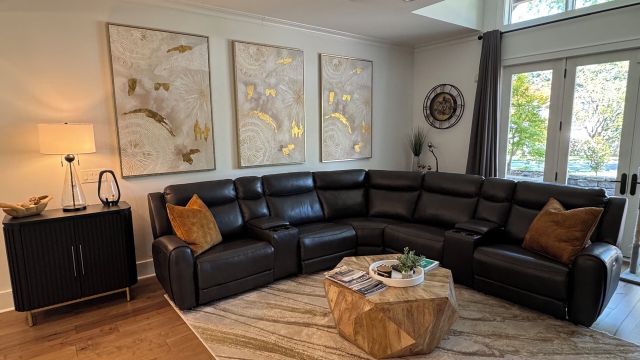 Photo of Livingroom in Grissom - Highland