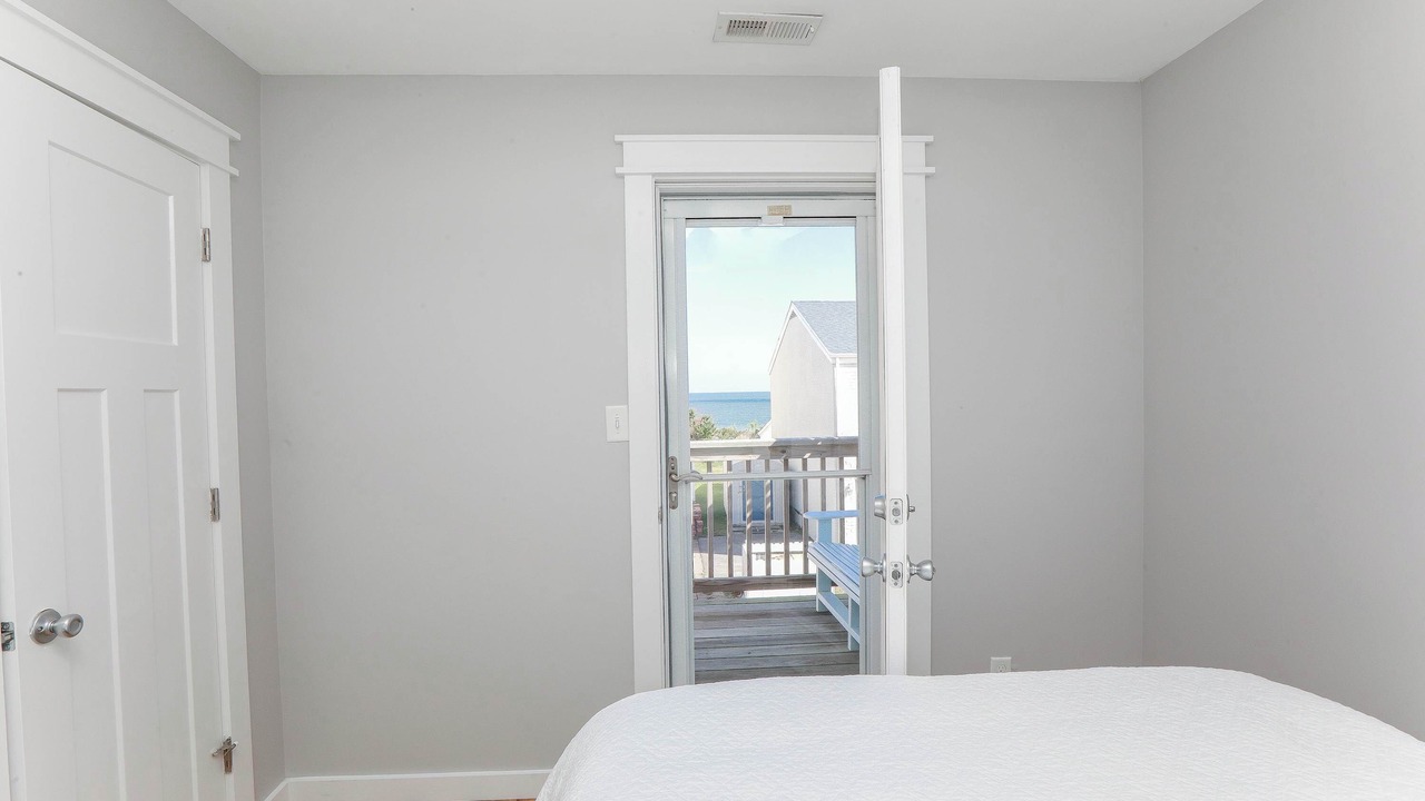 Photo of Bedroom in Chic's Beach