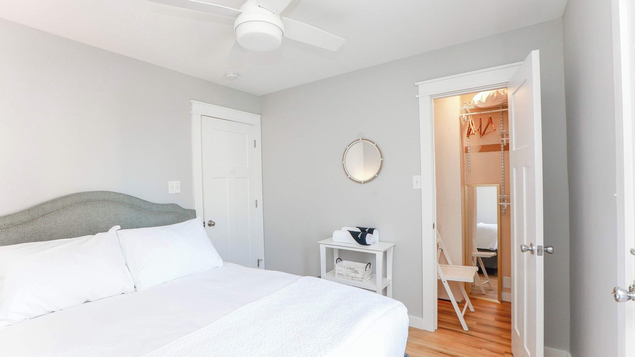Photo of Bedroom in Chic's Beach