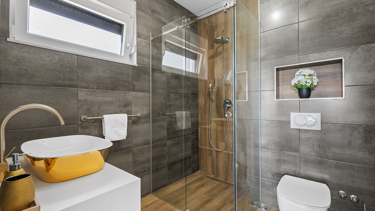 Photo of Bathroom in Mravince