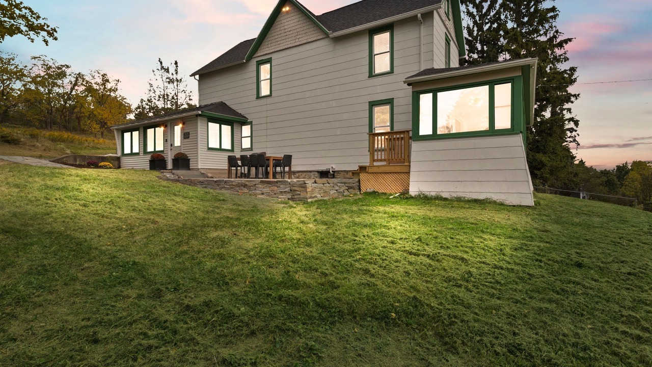 Photo of Outdoor in Burdett