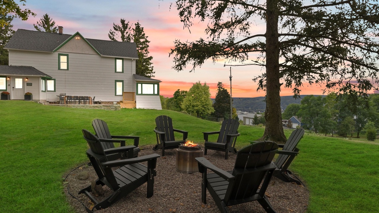 Photo of Outdoor in Burdett