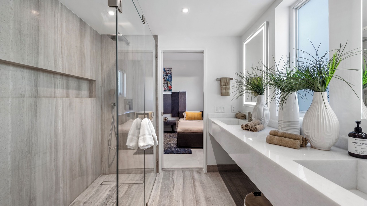 Photo of Bathroom in Lauderdale Isles