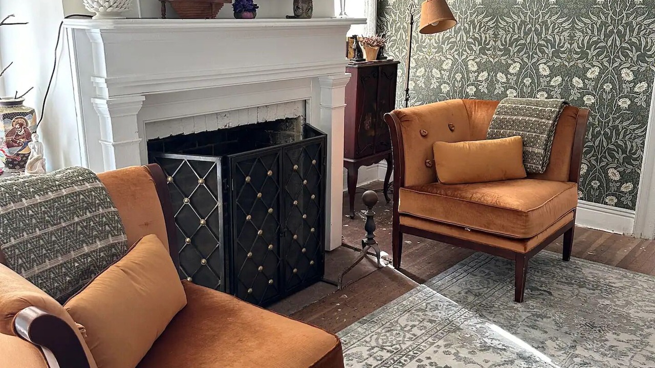 Photo of Livingroom in Stony Brook