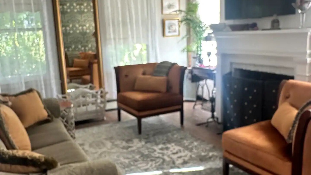 Photo of Livingroom in Stony Brook