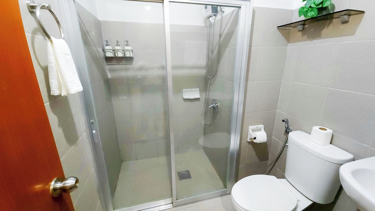 Photo of Bathroom in Poblacion District