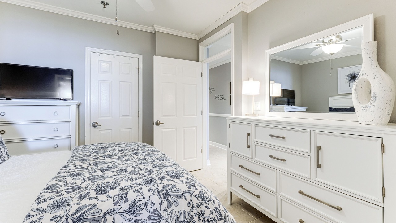 Photo of Bedroom in Smith Mountain Lake