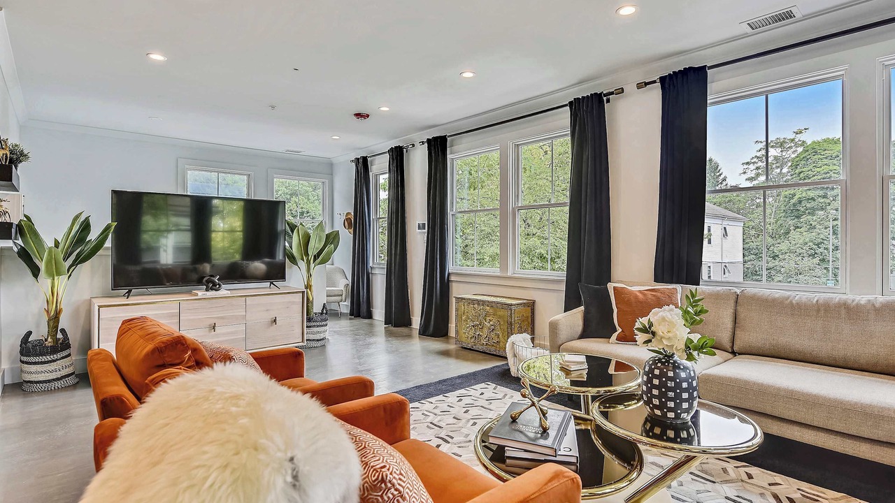 Photo of Livingroom in Jamaica Plain