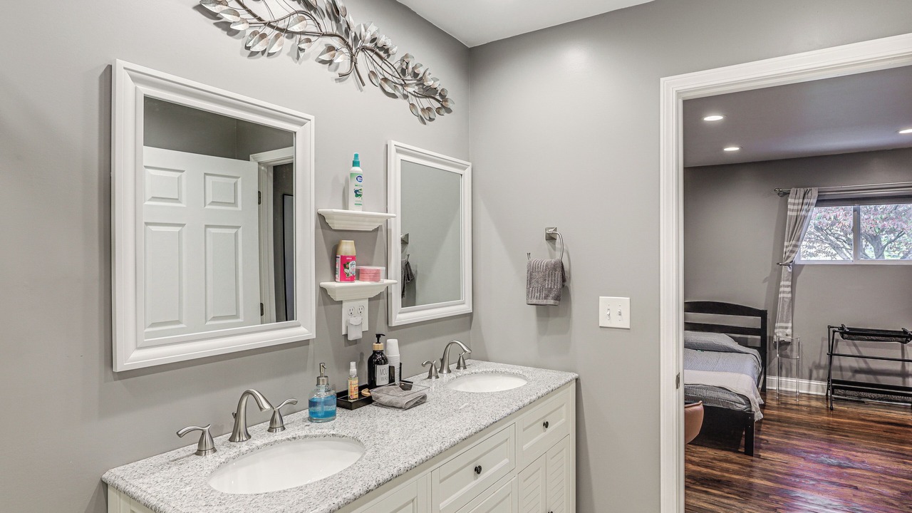 Photo of Bathroom in Petersburg