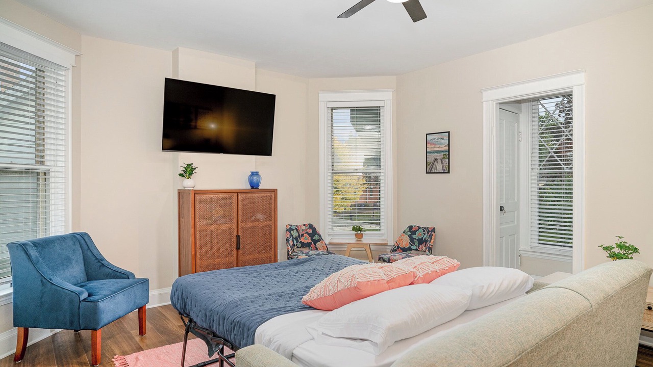 Photo of Bedroom in Michigan City