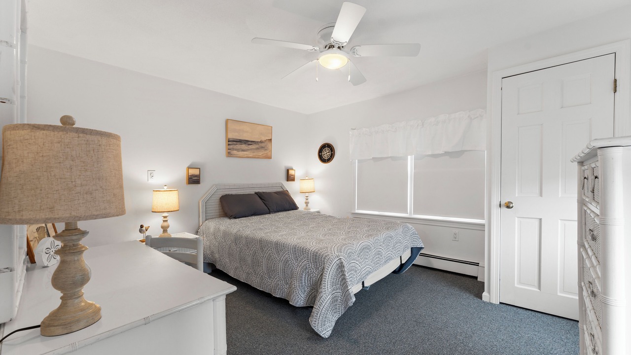 Photo of Bedroom in Silver Beach