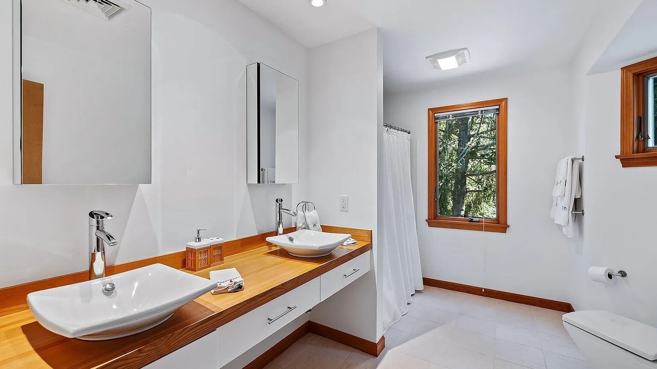 Photo of Bathroom in South Harwich