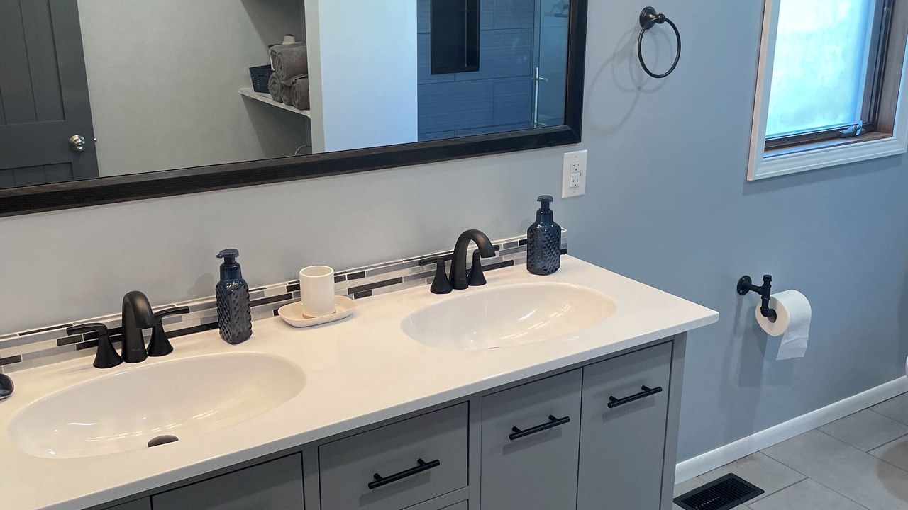 Photo of Bathroom in Odon