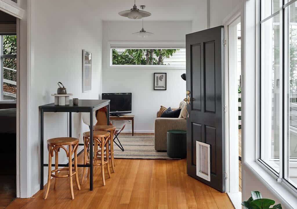 Photo of Livingroom in Battery Point