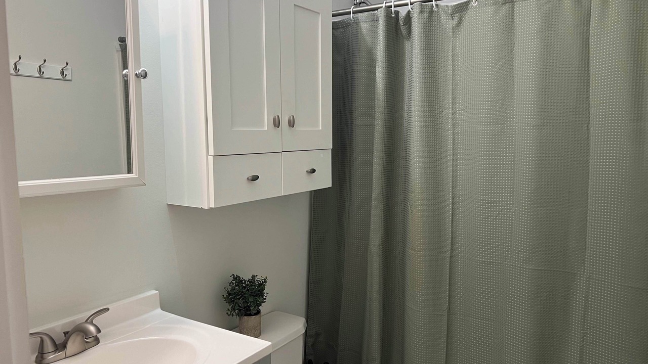 Photo of Bathroom in Monroe Ward
