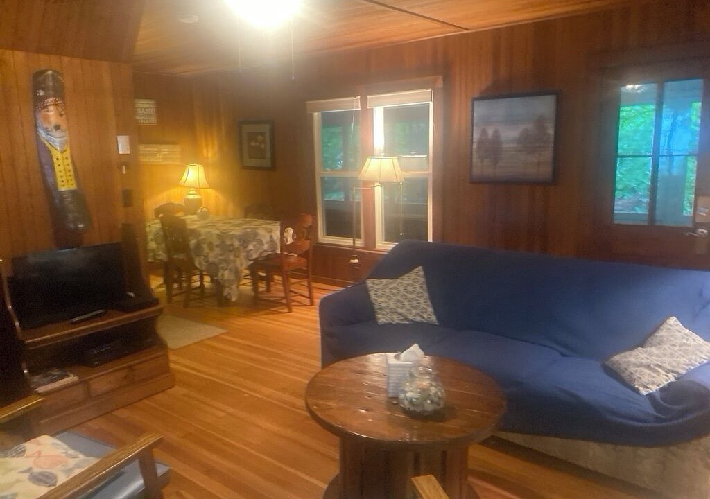 Photo of Livingroom in Angola on the Lake