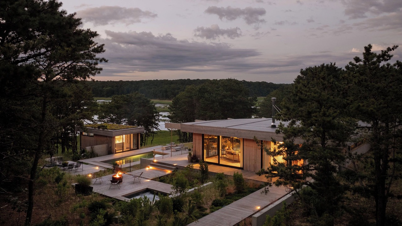 Photo of Patio Balcony in Indian Neck Heights