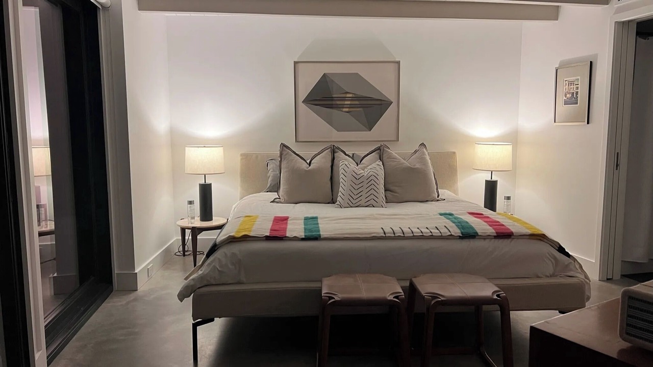 Photo of Bedroom in Indian Neck Heights