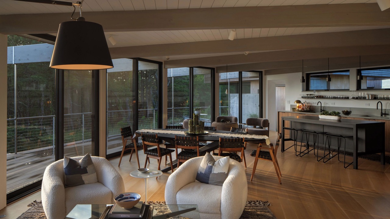 Photo of Livingroom in Indian Neck Heights