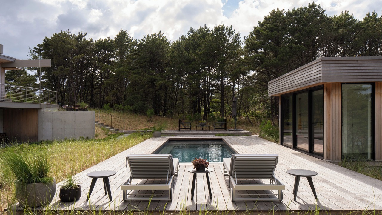 Photo of Outdoor in Indian Neck Heights